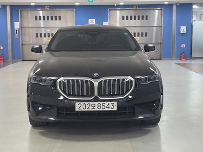 BMW 5 SERIES - 6