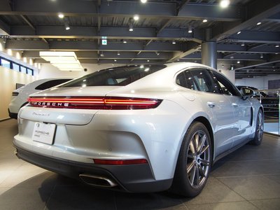 PORSCHE PANAMERA - 6