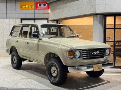 TOYOTA LAND CRUISER 80 - 1