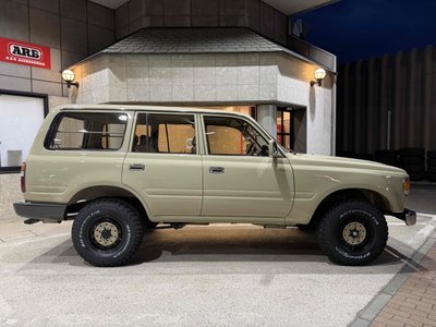 TOYOTA LAND CRUISER 80 - 2