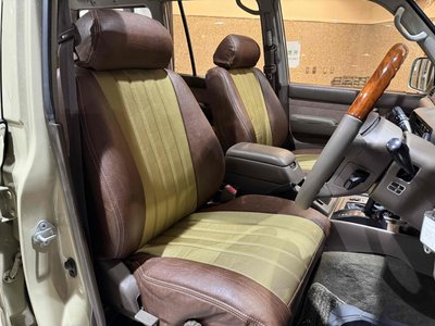 TOYOTA LAND CRUISER 80 - 9