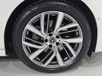 MERCEDES-BENZ E-CLASS - 6