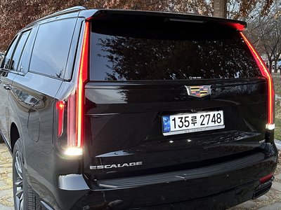 CADILLAC ESCALADE 5TH GENERATION - 4