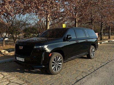 CADILLAC ESCALADE 5TH GENERATION - 9