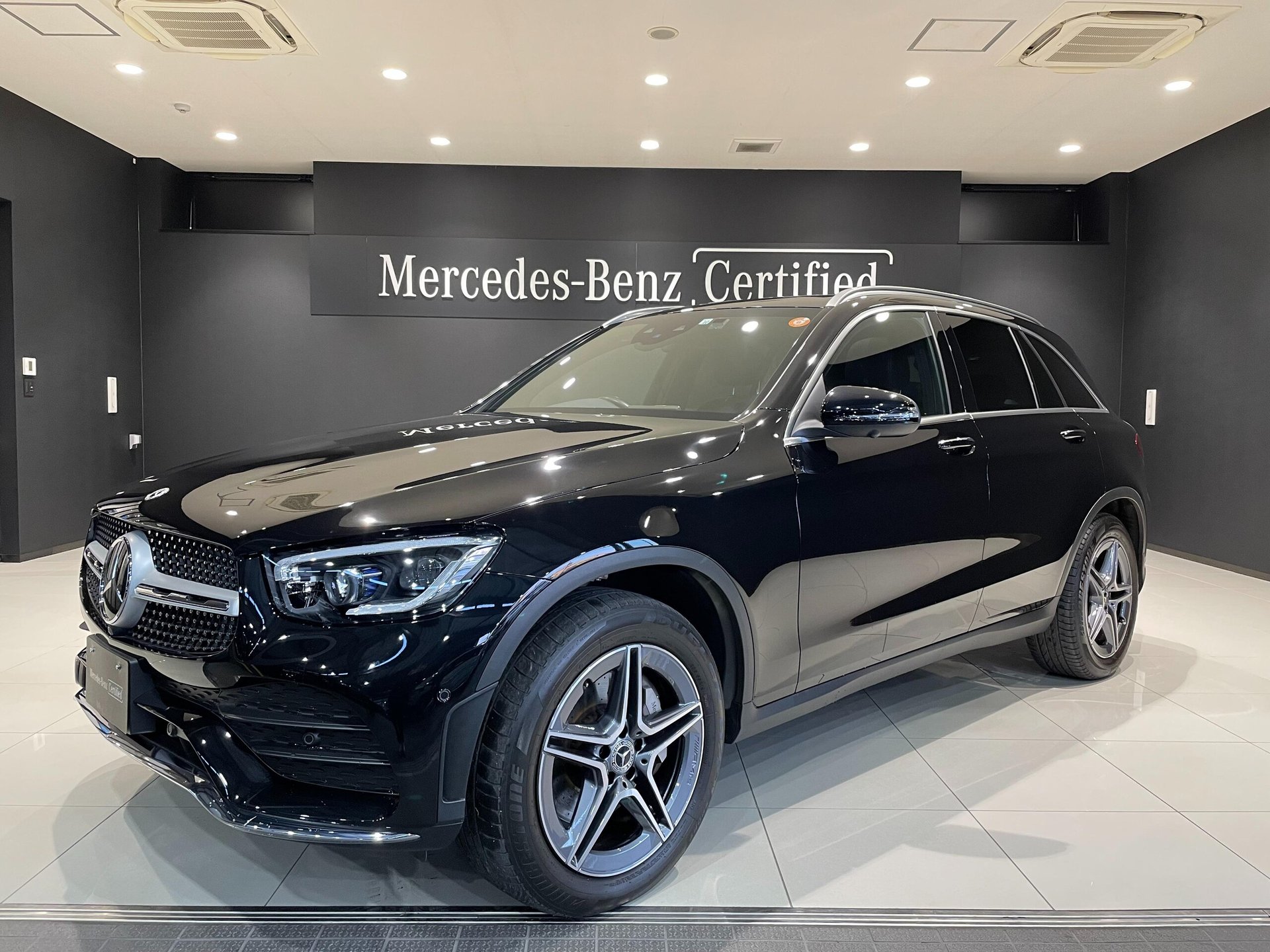 MERCEDES-BENZ GLC - View 1