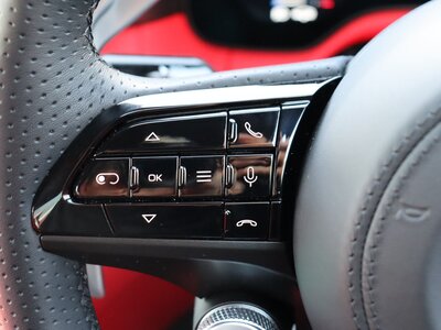 MASERATI GRANTURISMO - 10