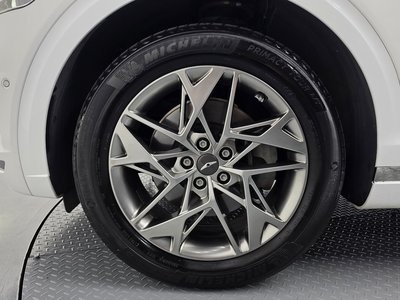 صورة 6 لـ 2022 Genesis GV70