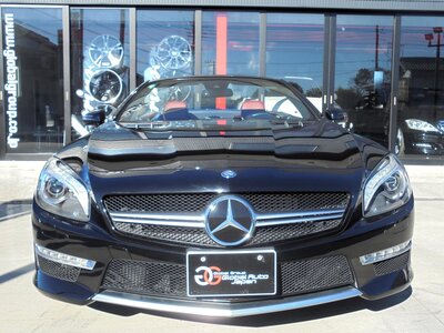 MERCEDES-BENZ SL AMG - 3