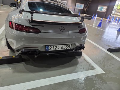MERCEDES-BENZ AMG GT - 8