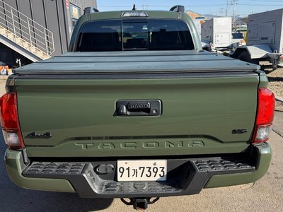 TOYOTA TACOMA - 5