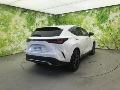 2026 Lexus NX — фото 3