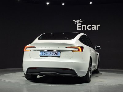 صورة 4 لـ 2024 Tesla MODEL 3