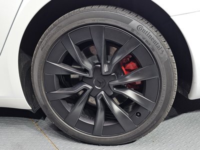 صورة 8 لـ 2024 Tesla MODEL 3