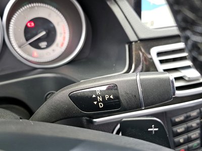 MERCEDES-BENZ E-CLASS - 9