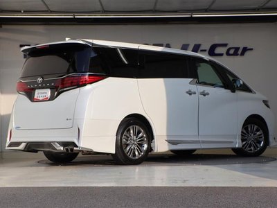 TOYOTA ALPHARD - 3