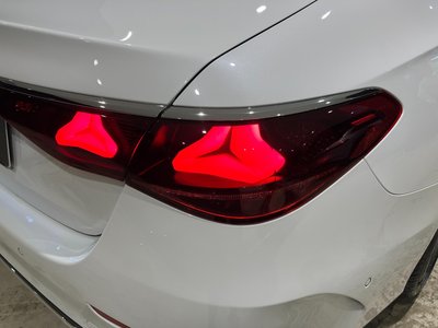 2026 Mercedes-BENZ E-CLASS 缩略图 35