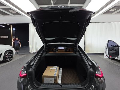 2024 BMW I4 缩略图 26
