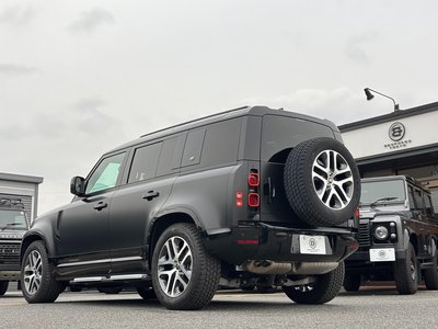 LAND ROVER DEFENDER - 4