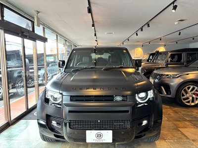 LAND ROVER DEFENDER - 8