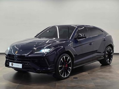 LAMBORGHINI URUS - 1