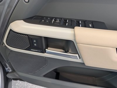 2023 LAND Rover DEFENDER — миниатюра 24
