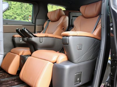 TOYOTA VELLFIRE - 7