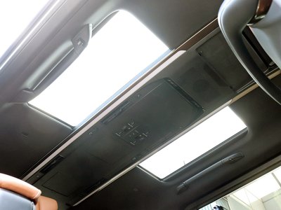 TOYOTA VELLFIRE - 9