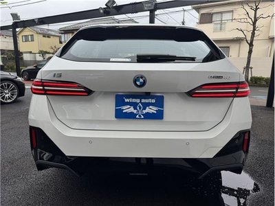 BMW I5 - 8