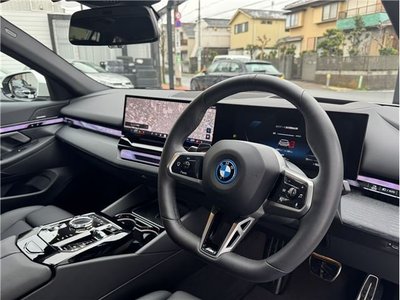 BMW I5 - 3