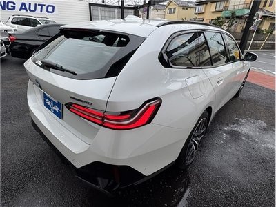 BMW I5 - 9