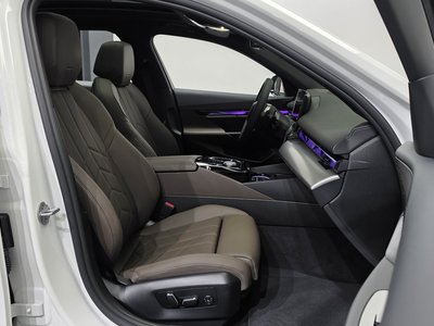 صورة مصغرة 17 لـ 2026 BMW 5 SERIES