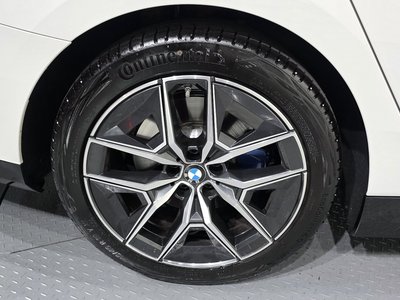 صورة 6 لـ 2026 BMW 5 SERIES