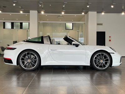 PORSCHE 911 - 9