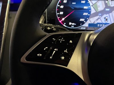 MERCEDES-BENZ GLC - 7