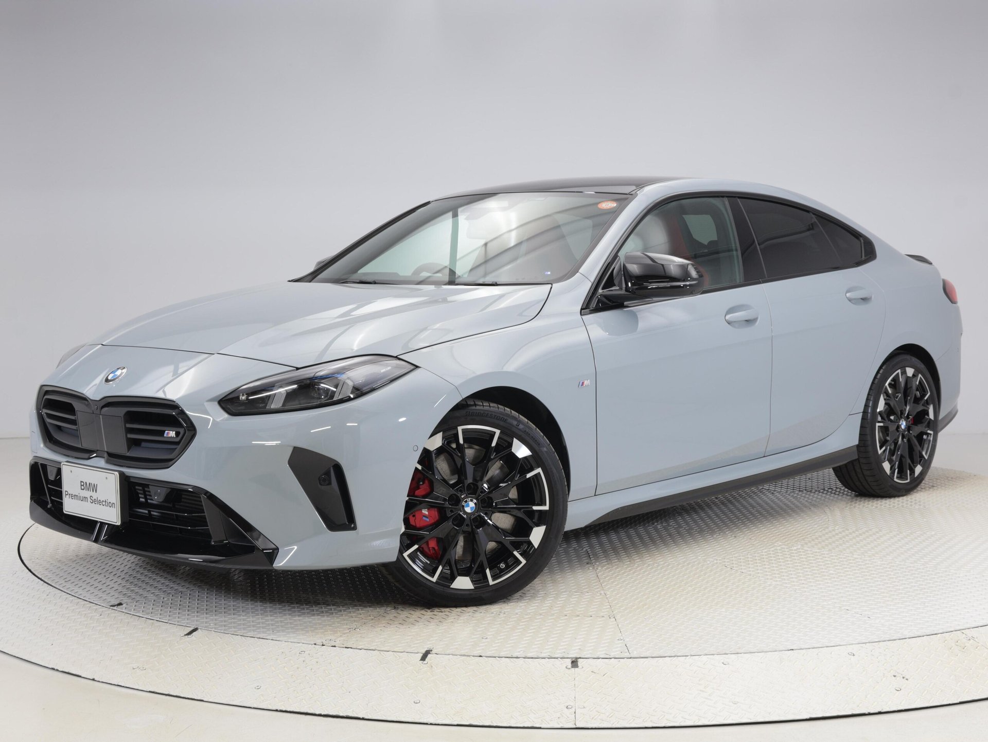 BMW 2 SERIES GRAN COUPE - View 1