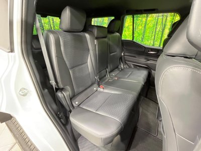 TOYOTA LAND CRUISER 250 - 8