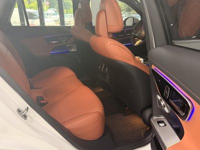 MERCEDES-BENZ GLC - 10
