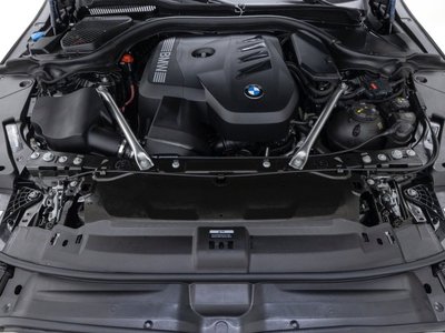 2025 BMW 5 SERIES 照片 8