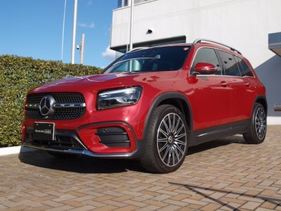 MERCEDES-BENZ GLB