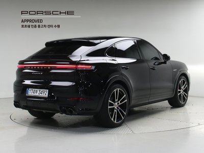 صورة 5 لـ 2025 Porsche CAYENNE