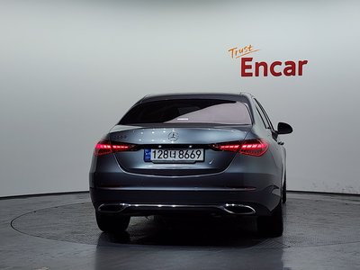 MERCEDES-BENZ C-CLASS - 4