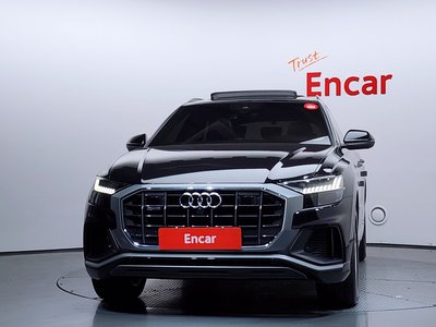 2021 AUDI Q8 照片 2