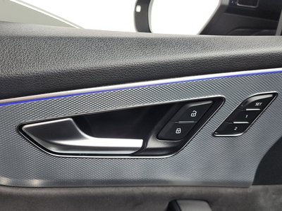 صورة مصغرة 35 لـ 2021 AUDI Q8
