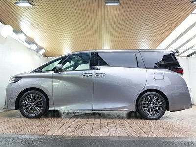 TOYOTA VELLFIRE - 8