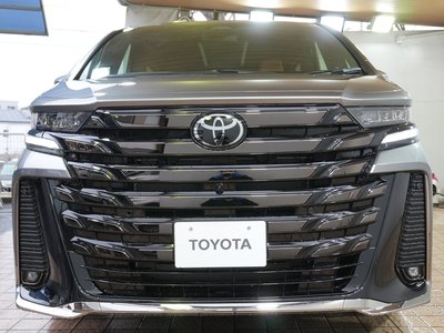TOYOTA VELLFIRE - 9