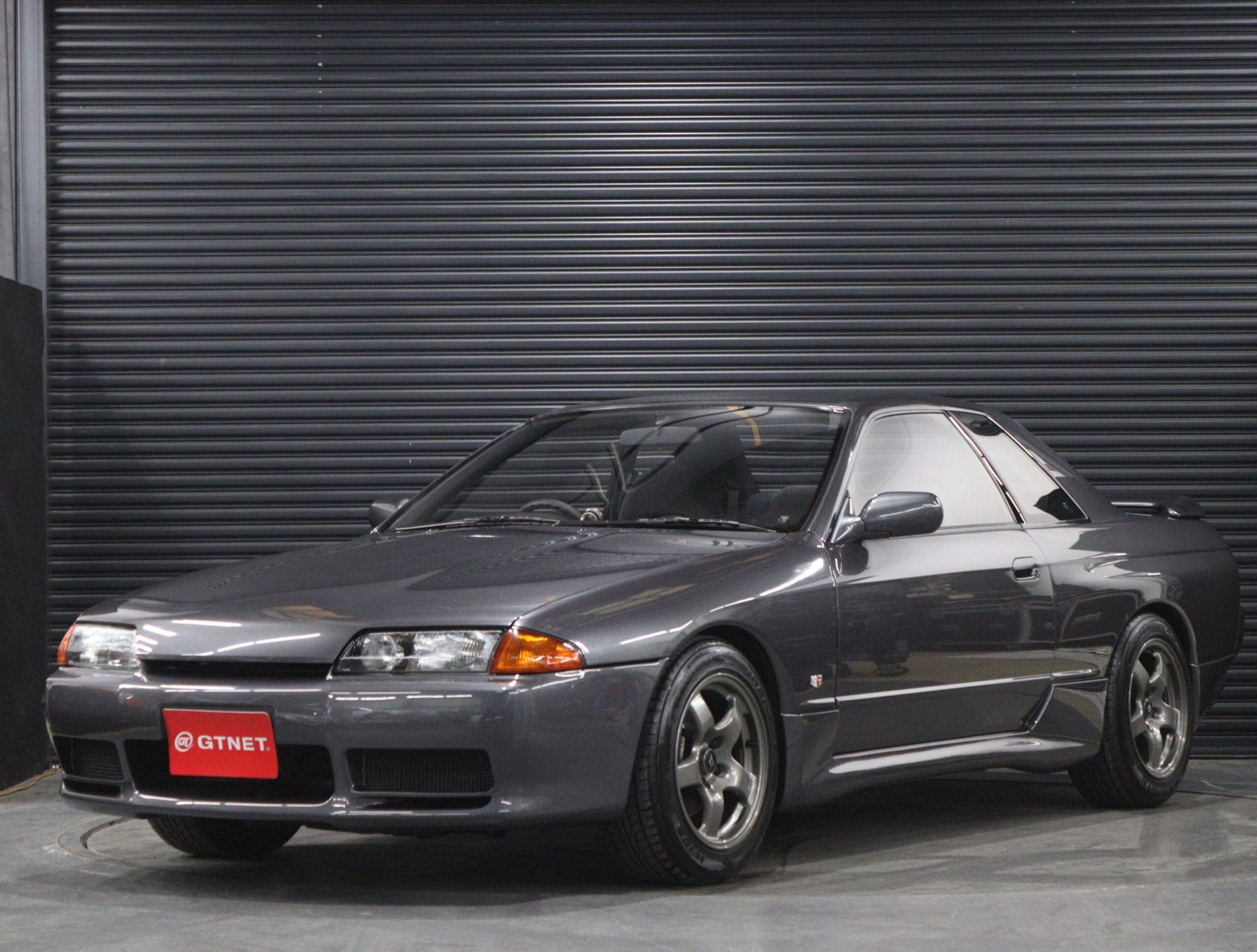 NISSAN SKYLINE COUPE - View 1