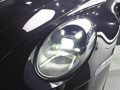 PORSCHE 911 - 9