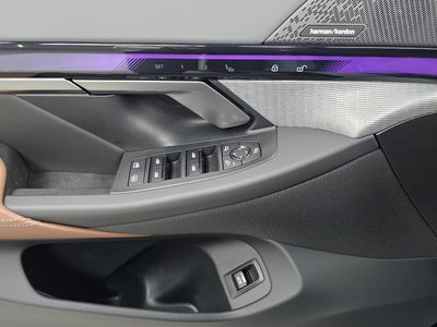 2024 BMW 5 SERIES — миниатюра 24