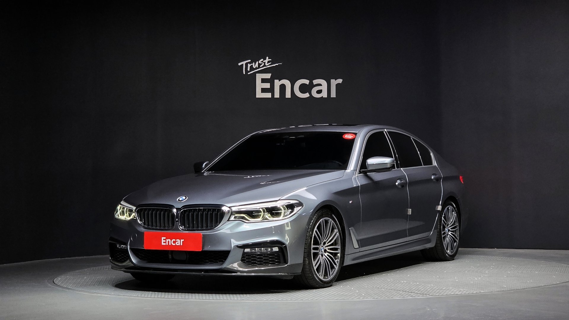 BMW 5 SERIES - View 1