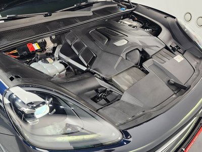 PORSCHE CAYENNE - 7